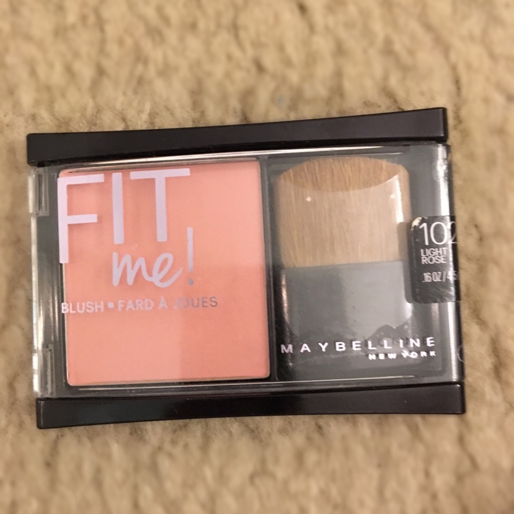 Fit me blush in light rose from Maybelline 💕