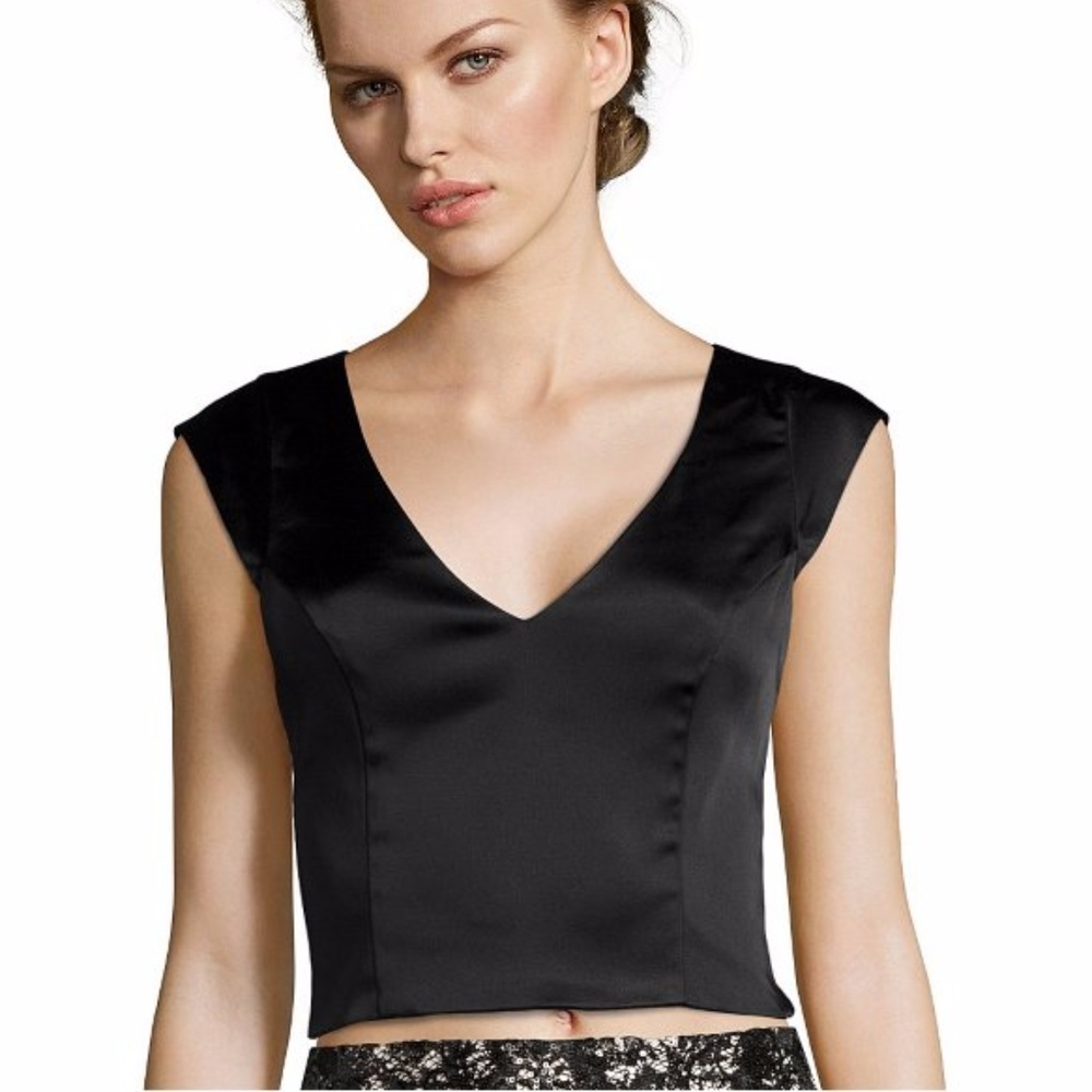 NWT Black Stretch Sateen Cap Sleeve Crop Top size2