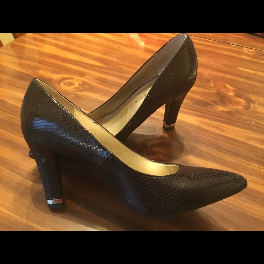Anne Klein Iflex Tonia Pump- Size 7.5