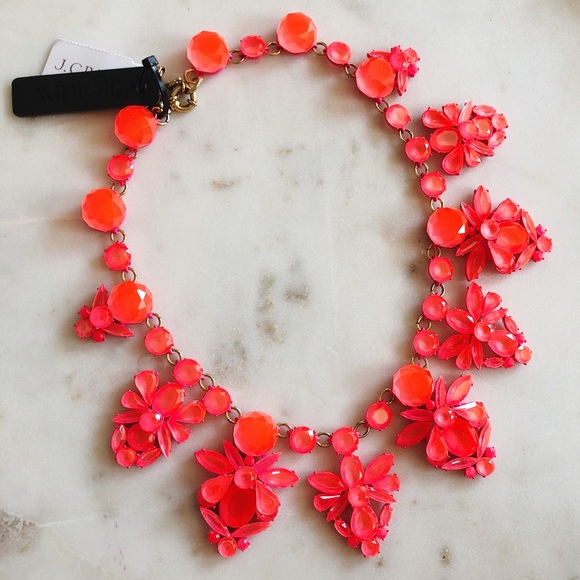 J. Crew Jewelry - J.Crew fan crystal necklace
