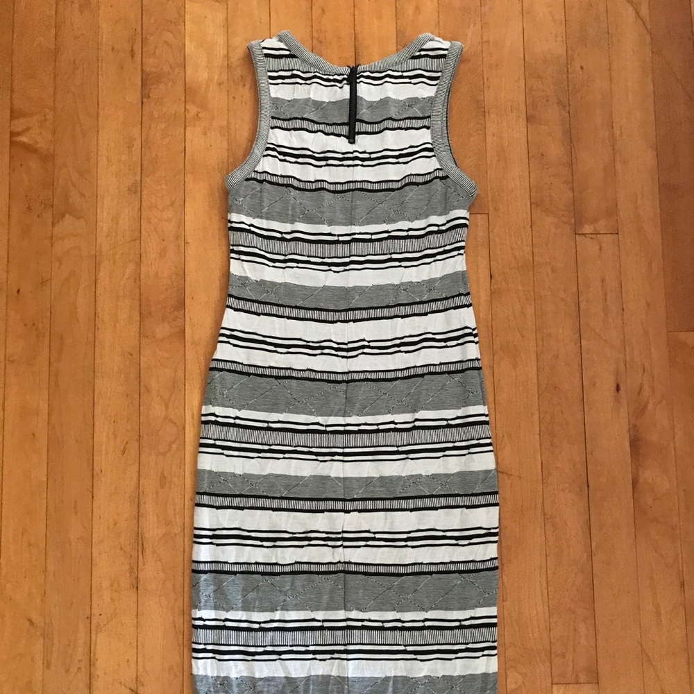 Tight patterned body con