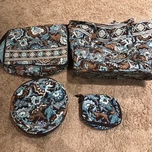 Authentic Vera Bradley in Java Chip Travel Set!