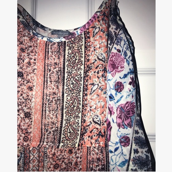 Patterned Layered Tank Top - Picture 2 of 3