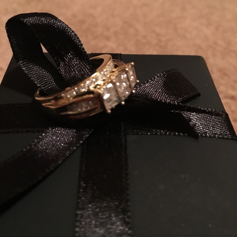 Diamond ring