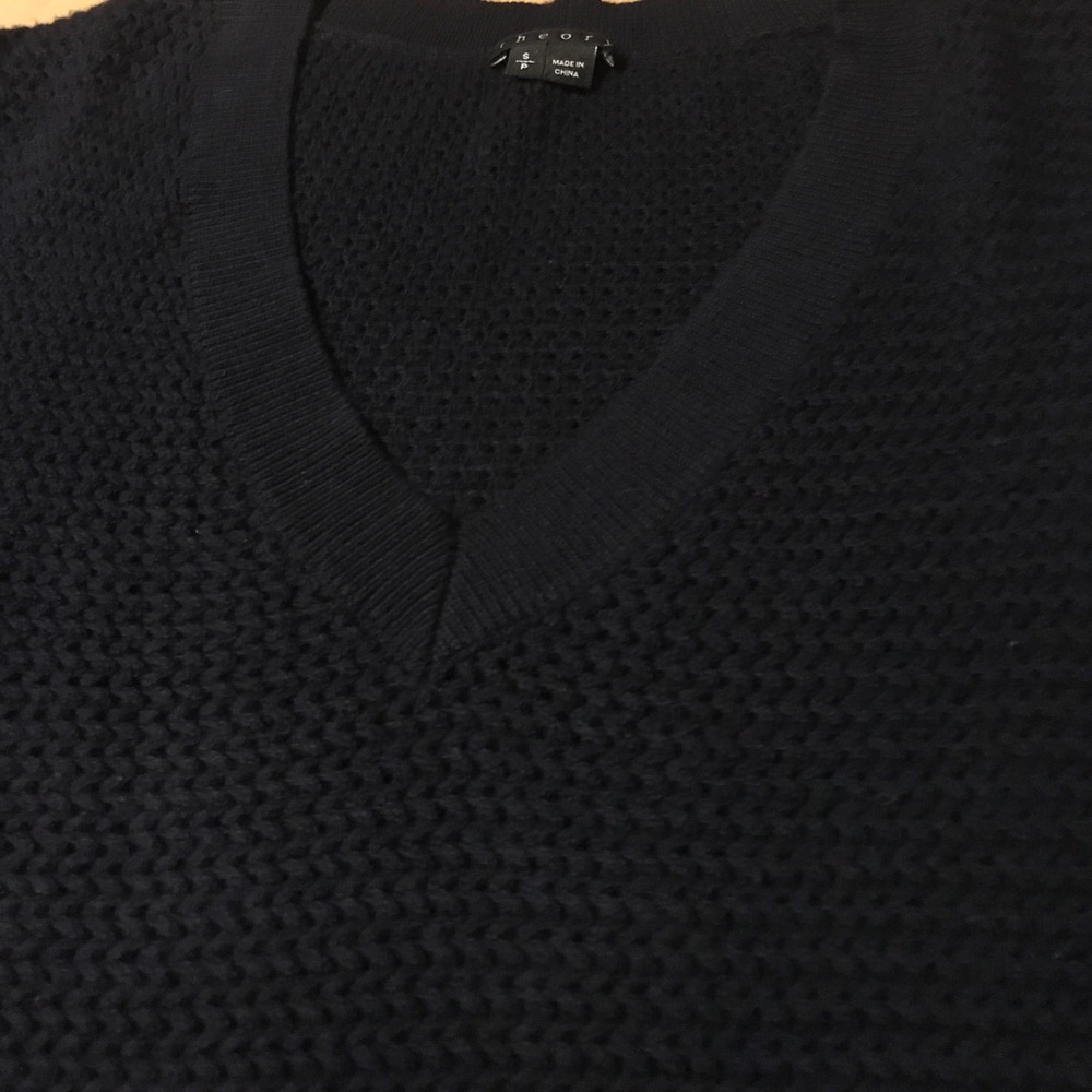 Theory Pima Cotton/Cashmere Navy Sweater - Picture 4 of 8