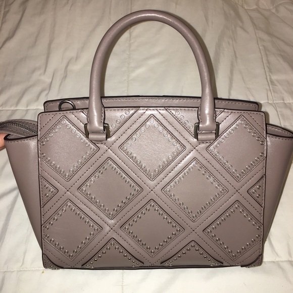 🎟DONATED🌈HOST PICK🌈🎟 - Picture 2 of 7