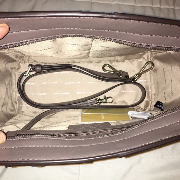 🎟DONATED🌈HOST PICK🌈🎟 - Picture 5 of 7