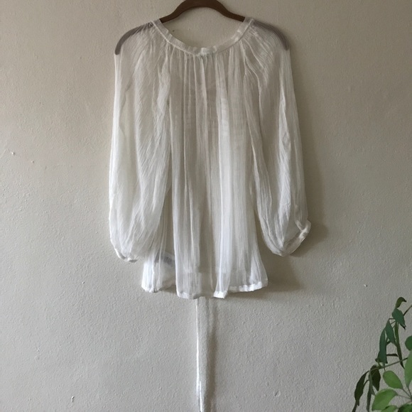 Ivory blouse - Picture 2 of 2