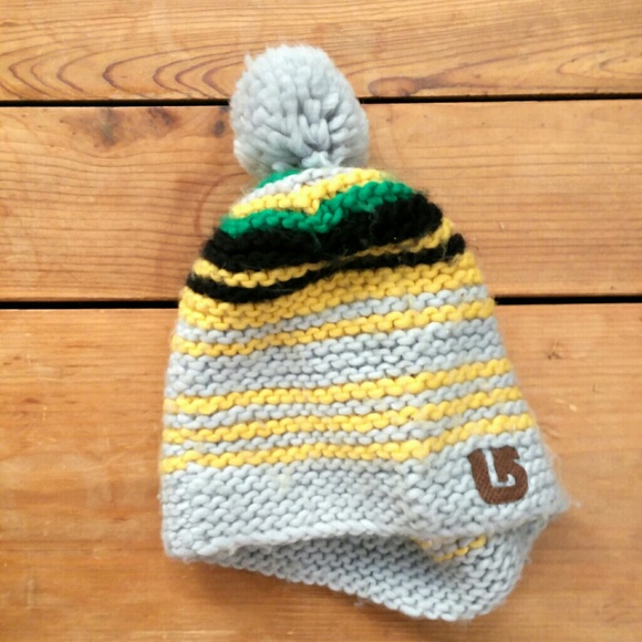 Burton Winter Beanie With Pom Top - Picture 3 of 5