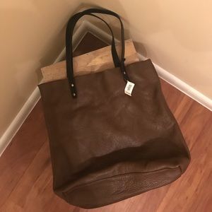 🐔 Black Friday: NWT Brown Leather Tote Bag