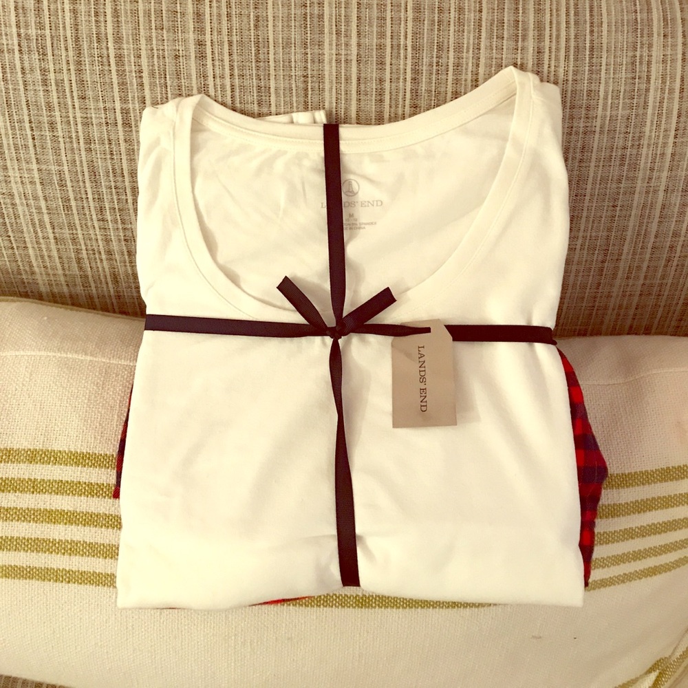 NWT Lands' End women's pajama set