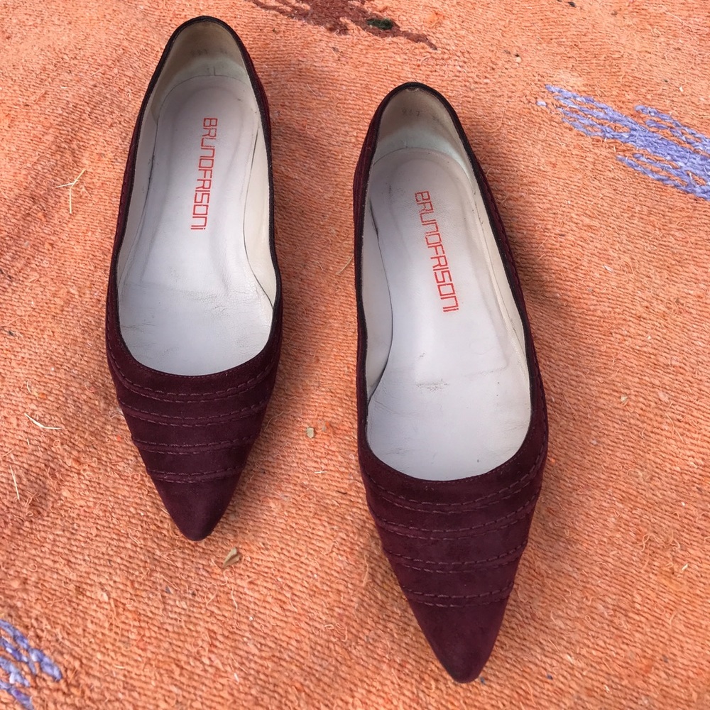 Bruno Frisoni maroon suede flats size 7.5