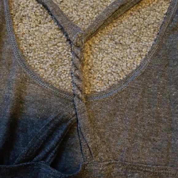 Tank top - Picture 3 of 4