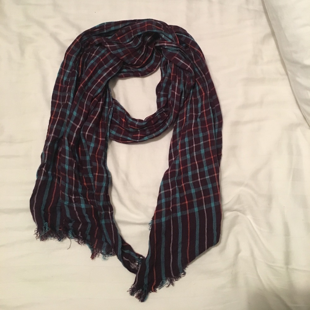 Plaid scarf