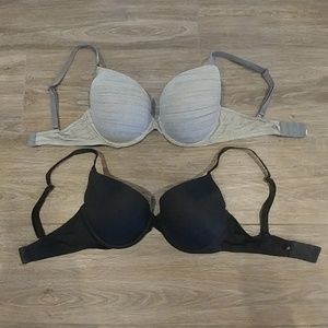 Pink VS bras
