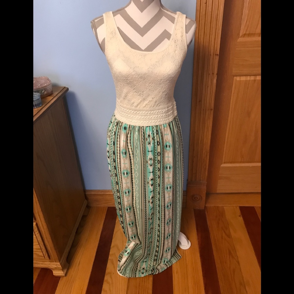 Maxi dress