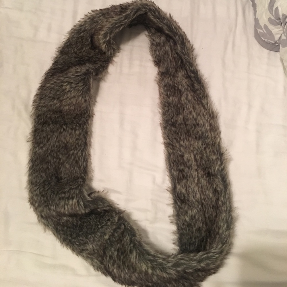 Also faux fur infinity scarf