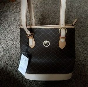 HAPPY HOLIDAYS ❤ RIONI