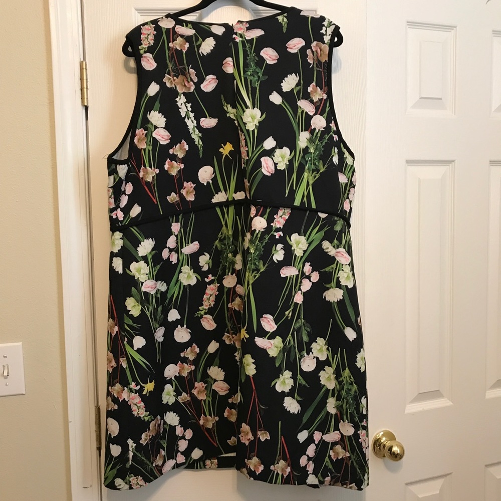 Victoria Beckham for Target Floral Sheath Dress-2X