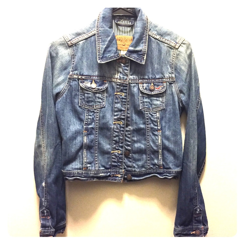 Cropped jean jacket