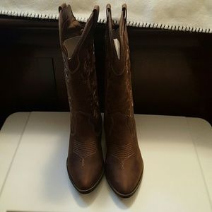 Rampage Ram Vida Cowboy Boots