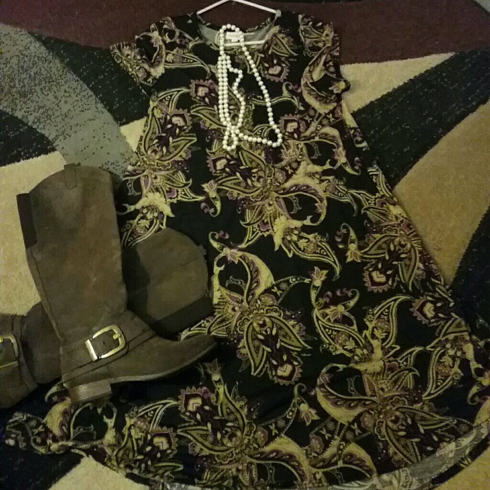 **SOLD**  Lularoe Carly