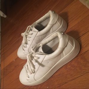 Steve Madden Sneakers