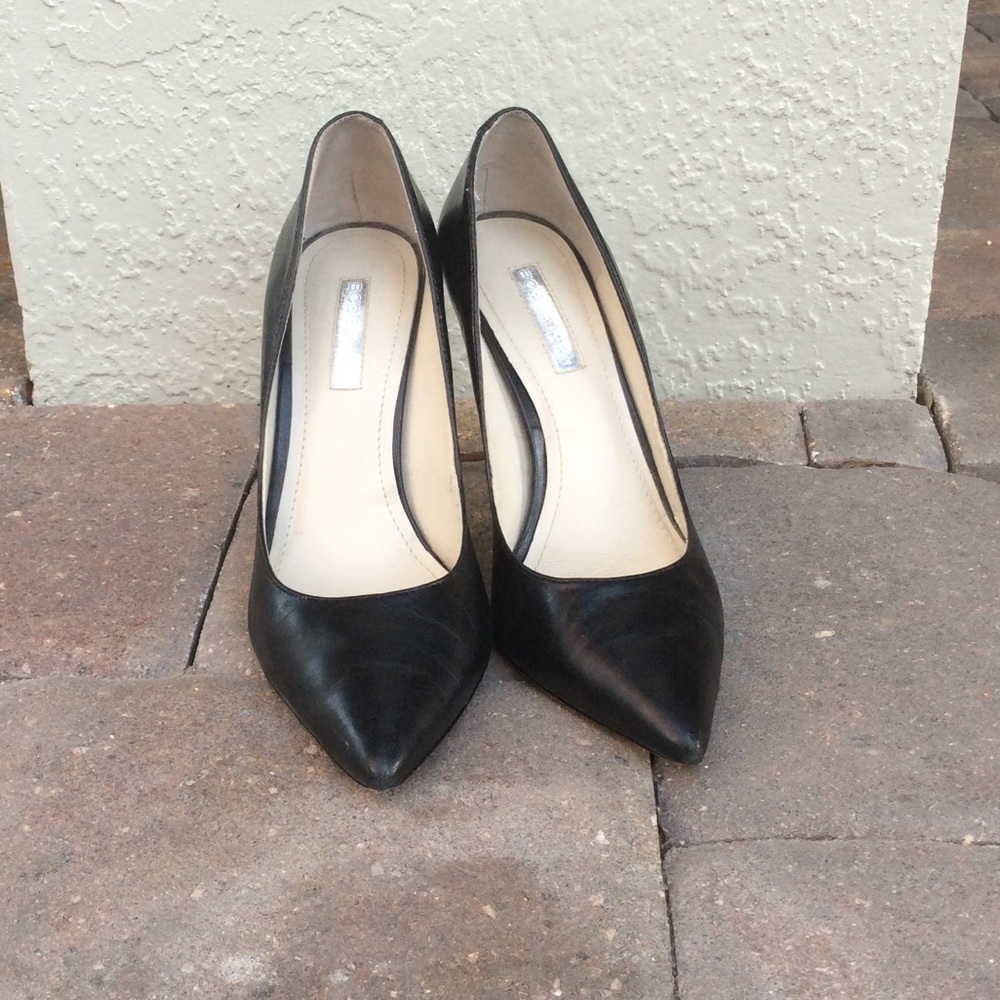BCBG Heel