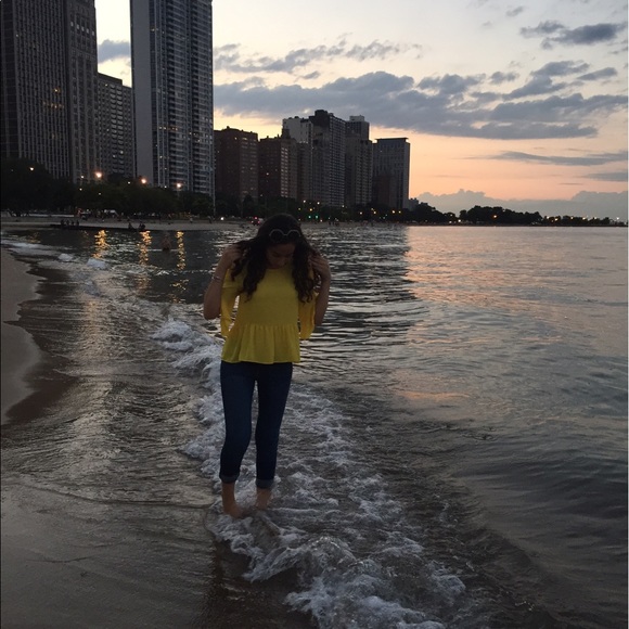 Meet your Posher, Mariam - Picture 1 of 1