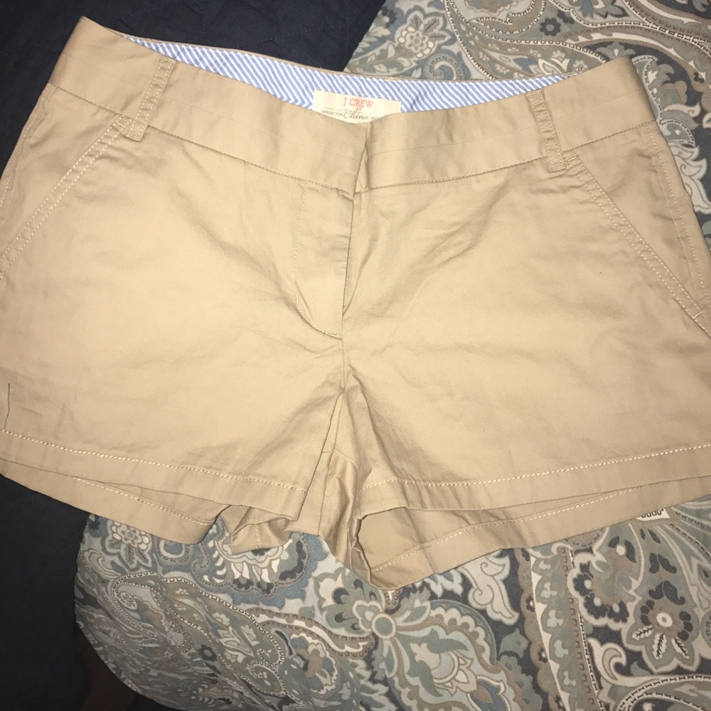 J Crew outlet 3" khaki shorts, perfect condition!