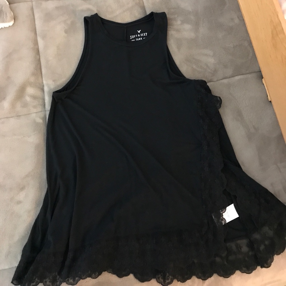American Eagle tank with lace