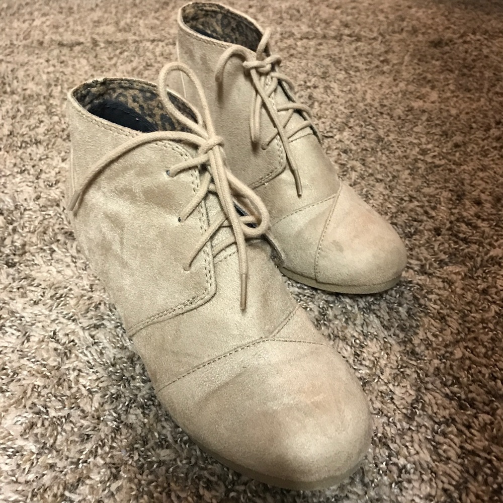 Lace up wedge shoes