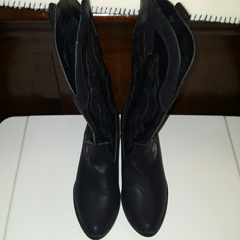 Rampage Ram Vida Cowboy Boots