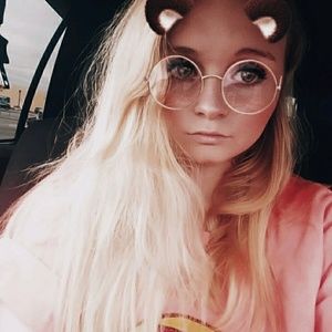 Meet your Posher, Aj