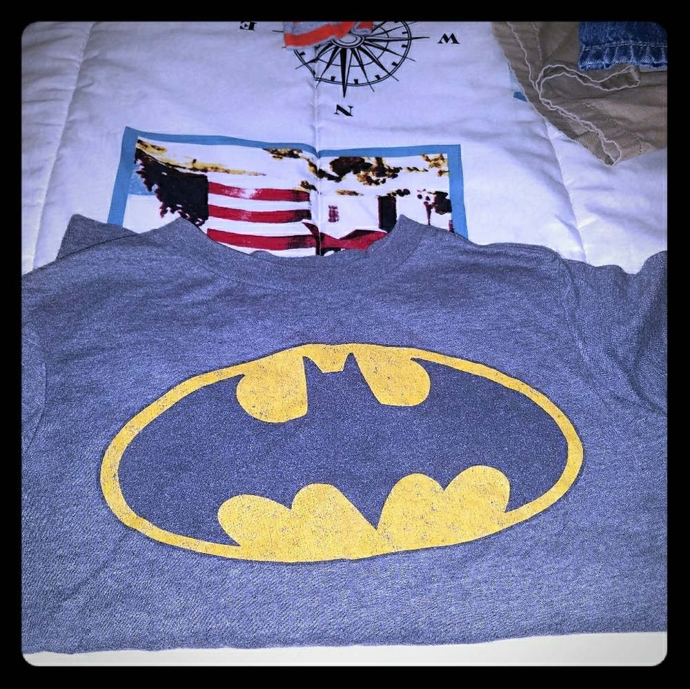 Boys size 7 super hero tee