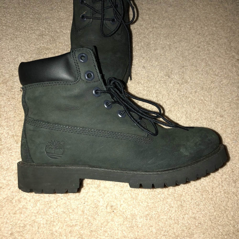 Black Timberlands Size 4 .5 Fit Like A 6.5