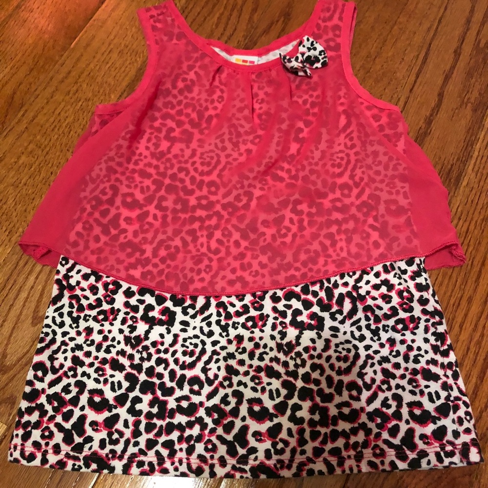 👚EUC👚Pink, black and white leopard print Tank👚