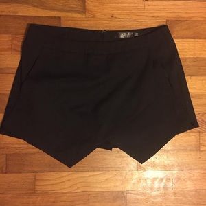 Missguided Black Envelope/Asymmetrical Skort