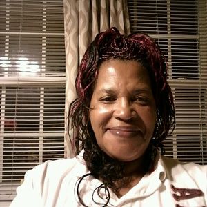 Meet your Posher, Linda