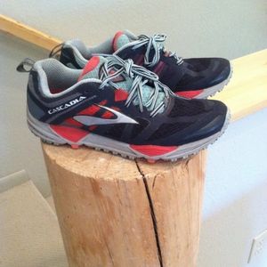 BROOKS Cascadia Running Shoe!