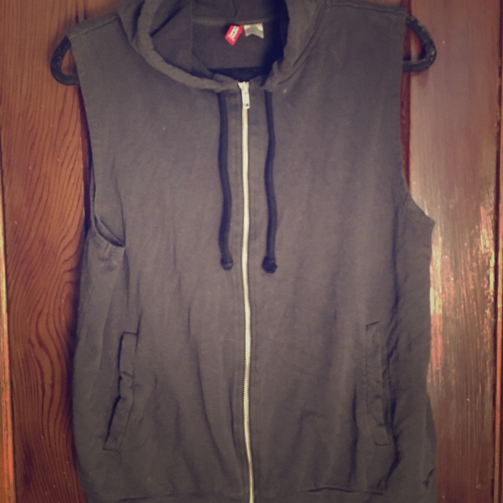 H&M Hooded sleeveless sweatshirt