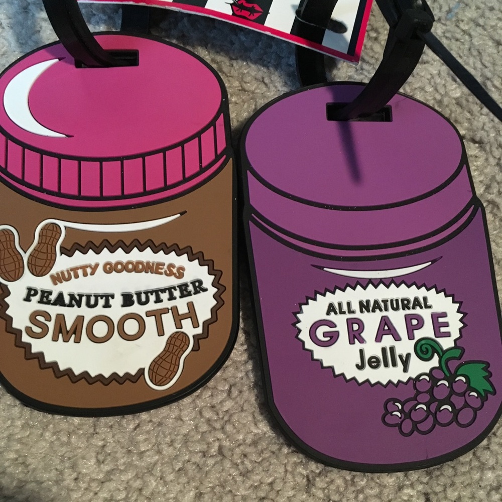 Betsy Johnson Luggage Tags
