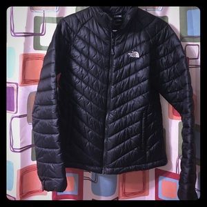 The North Face black puffer jacket M Euc