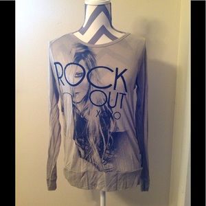 Day trip long sleeve top