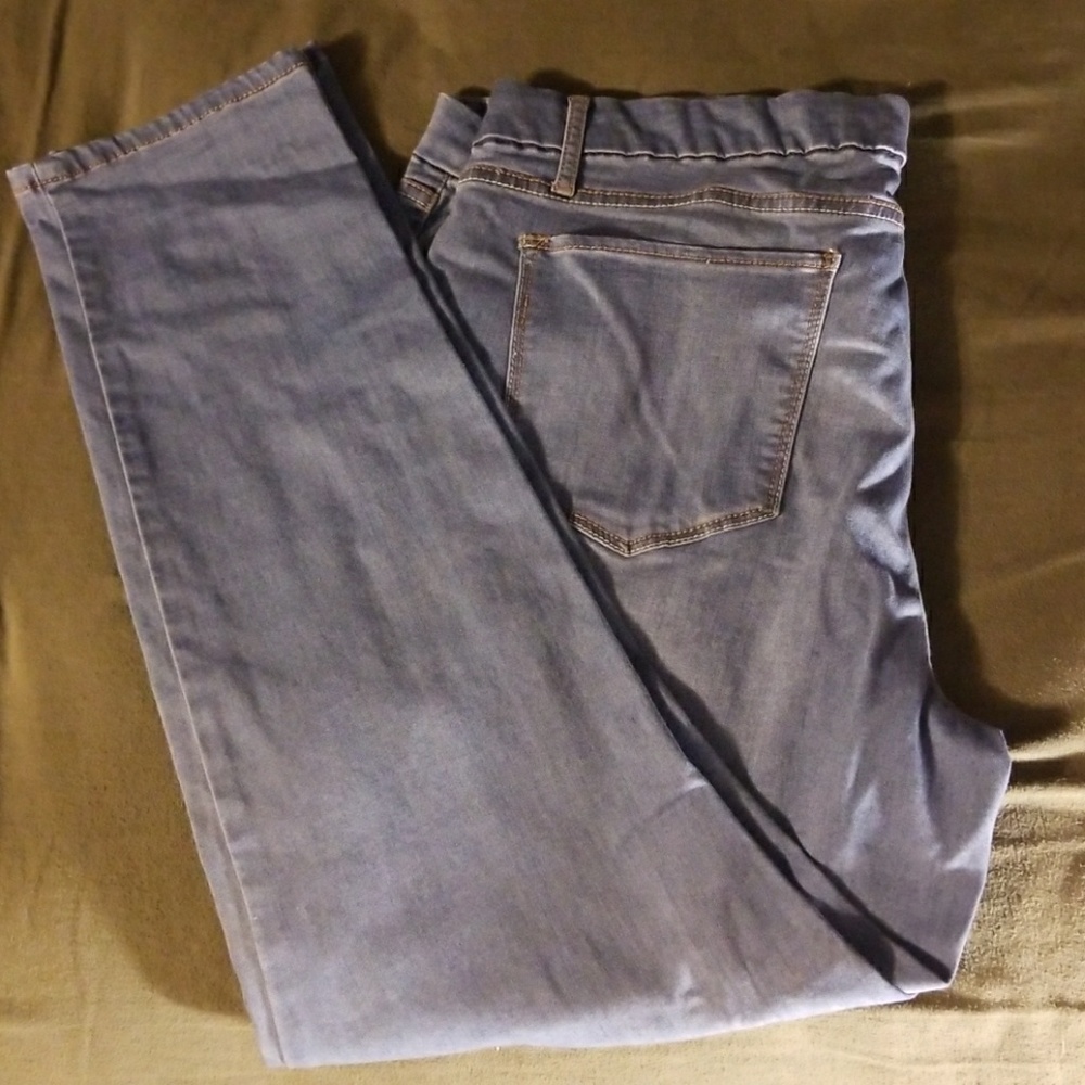 Faded glory size 18P light blue skinny jeans