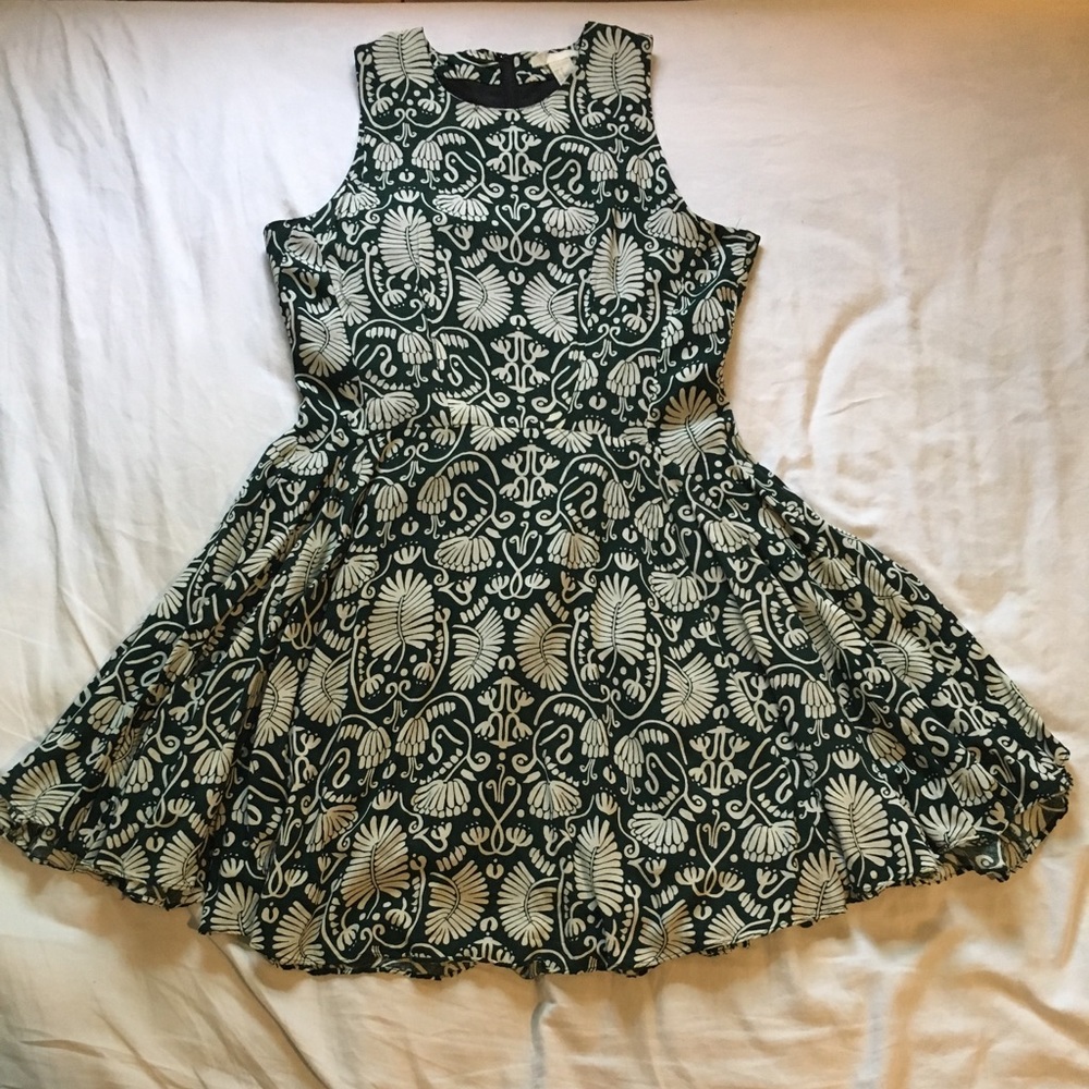 Print sleeveless dress