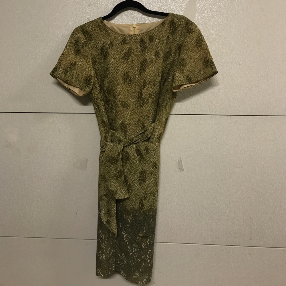 John Roberts rap dress
