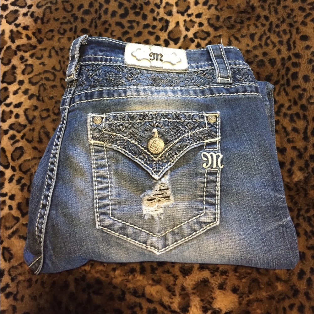 Miss Me Rise Easy Crop Jeans