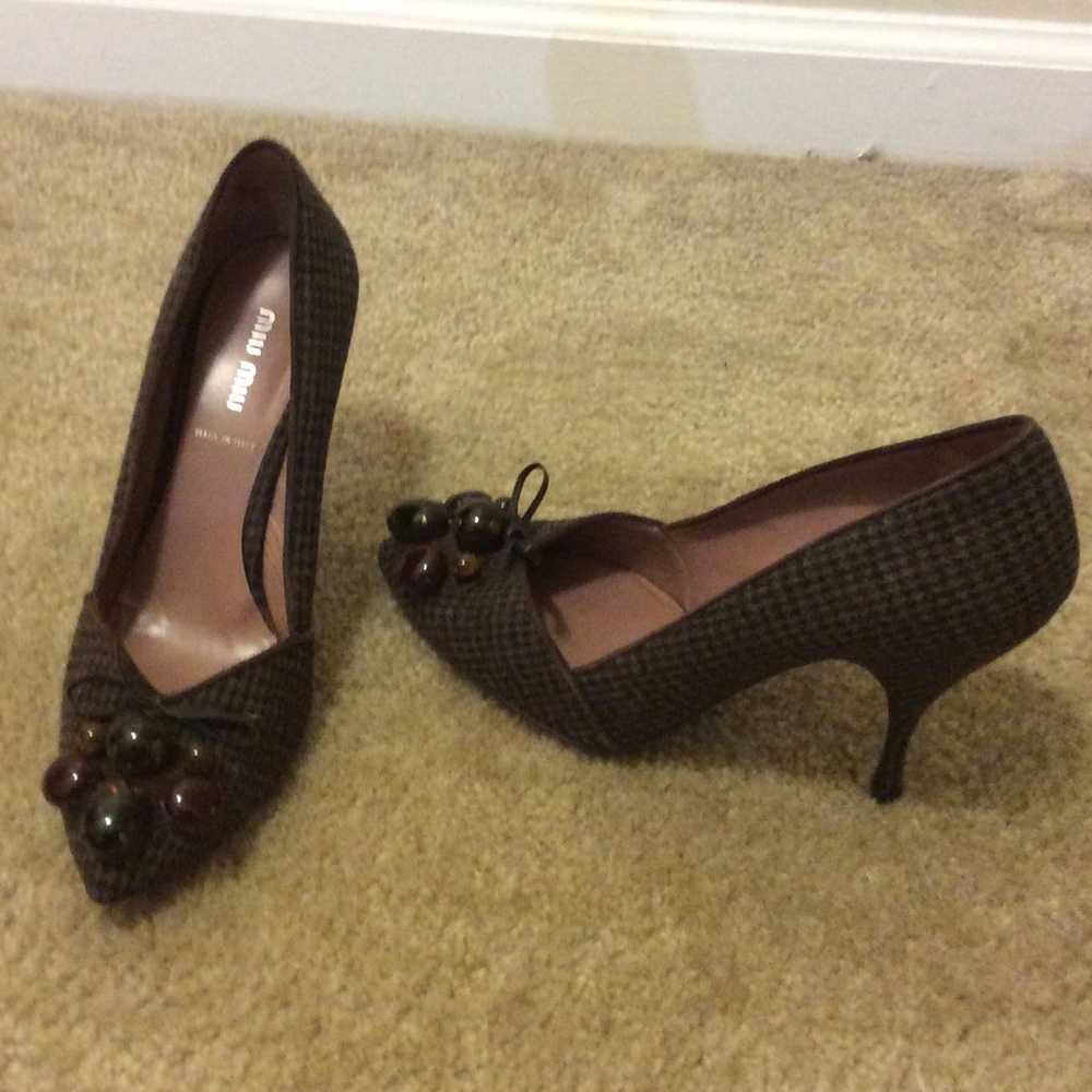 MIU MIU houndstooth pumps