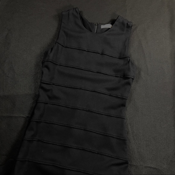 Calvin Klein Dresses & Skirts - Calvin Klein black sheath dress. Size 8.